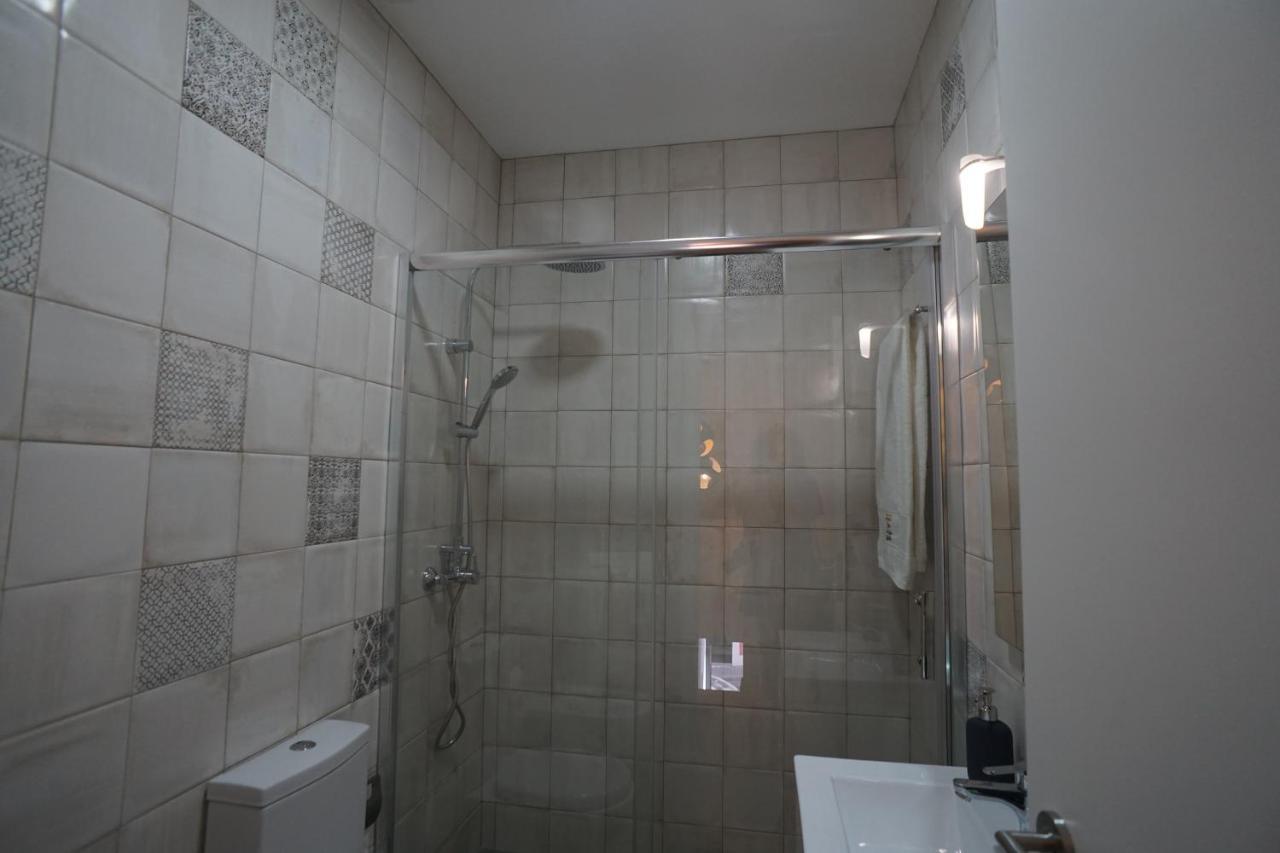 Stylish House - Air Cond, Breakfast, Free Parking, By Porto With Love Lda Vila Nova de Gaia Buitenkant foto